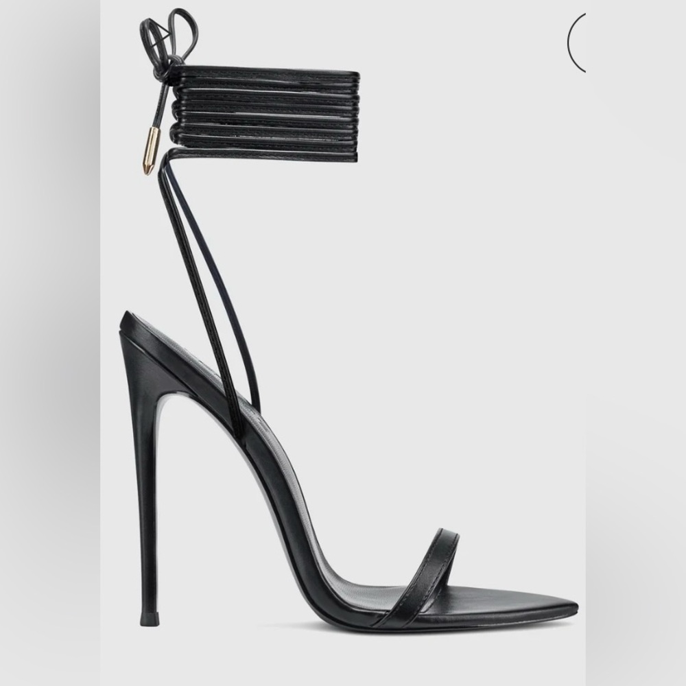 NWT | FEMME LA | The London Lace-Up Noir | Black | Size 4
